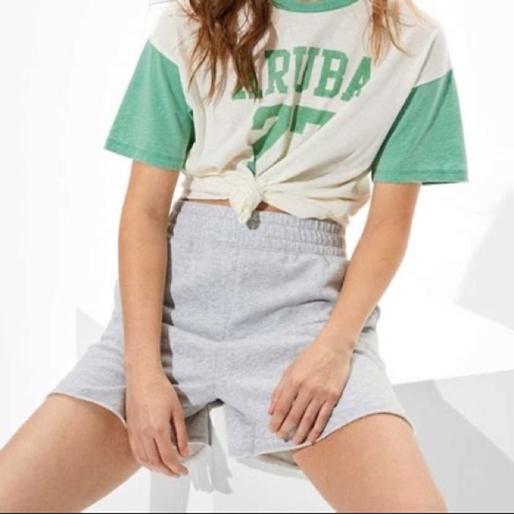 ♥︎ AE Highest Waist Fleece Boyfriend Short ♥︎ - Picture 1 of 4